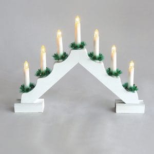 Коледен свещник от дърво с LED свещи