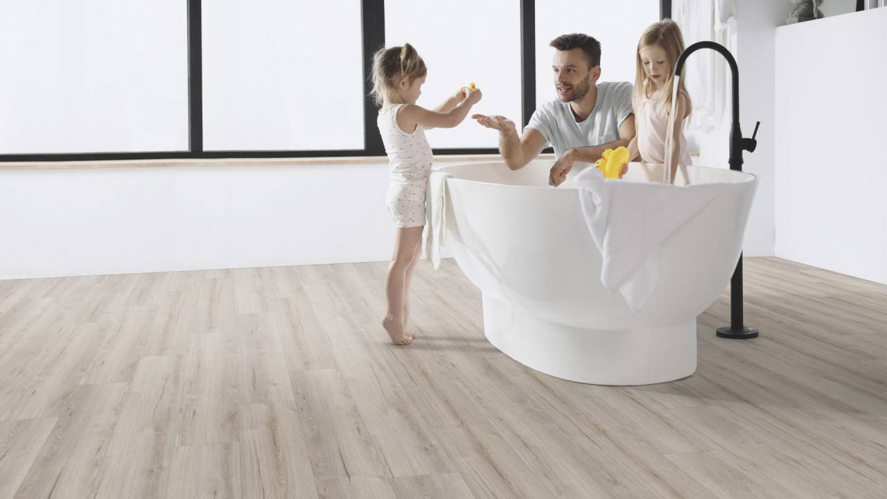 Ламиниран паркет Aqua Pro OAK EVOKE CLAYMONO 12 мм - Image 3