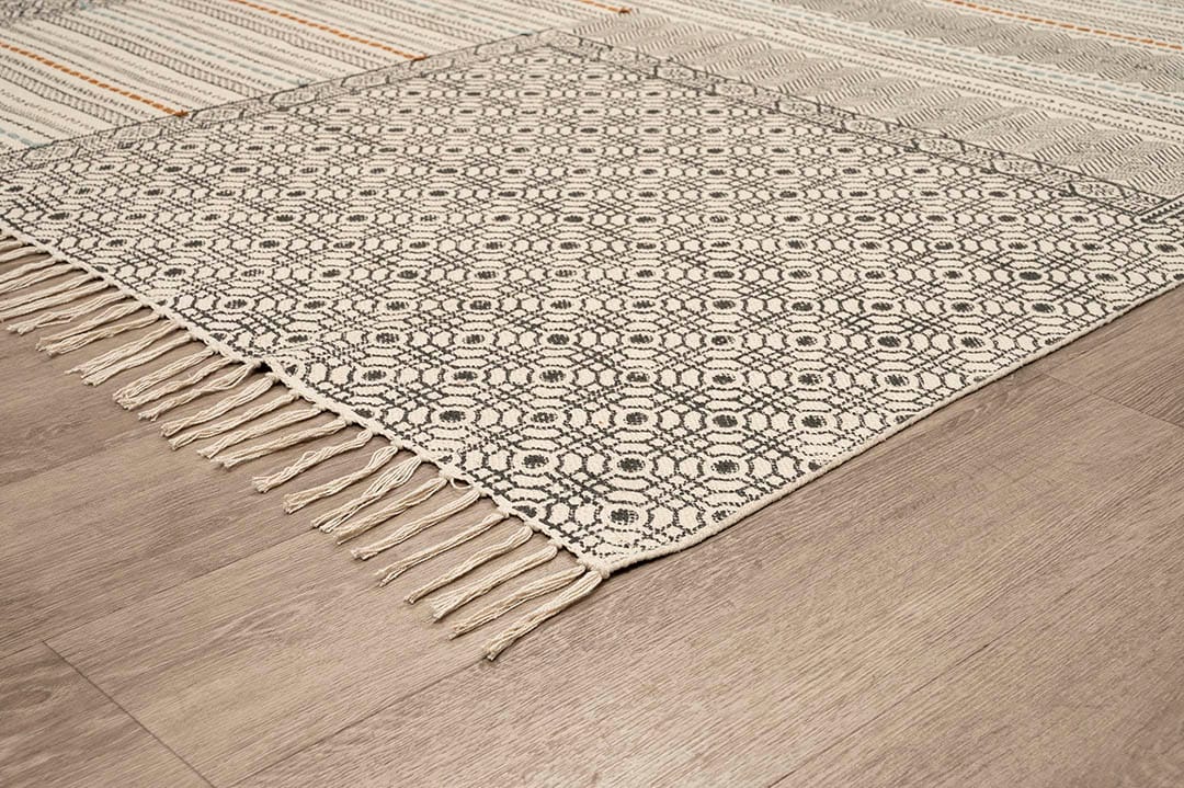 РЪЧНО ИЗРАБОТЕН АРТ КИЛИМ 1018 - Image 2