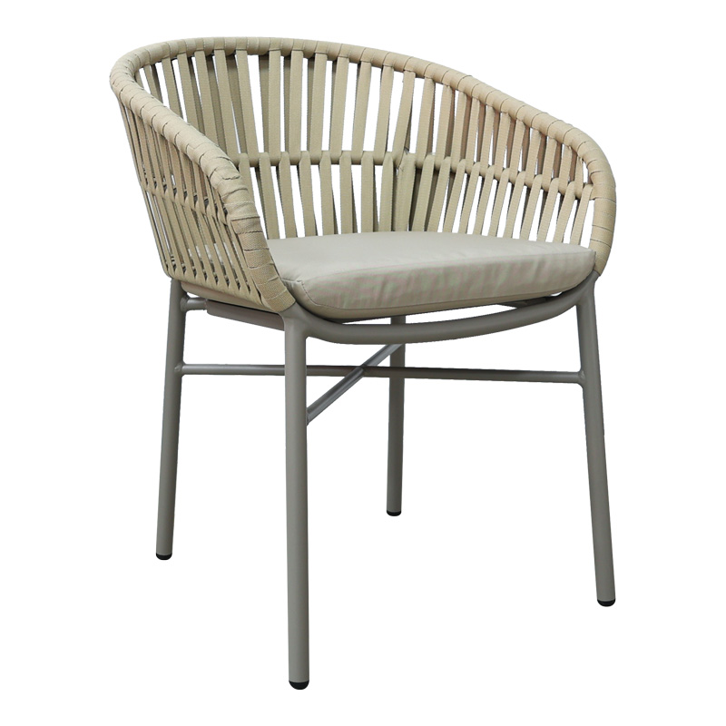 Градински стол Frama в бежов нюанс и възглавница 57x60x78cm